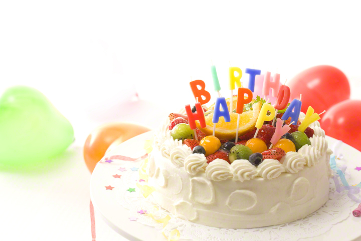 子どもの誕生日に手作りケーキ 定番 簡単 キャラクターのレシピ９選 Conobie コノビー