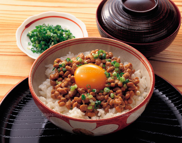 納豆ご飯[11012012046]｜ 写真素材・ストックフォト・画像・イラスト素材｜アマナイメージズ